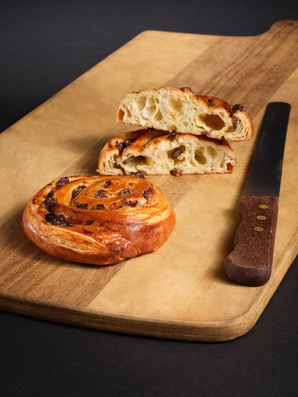 Pain aux raisins (Raisin Danish Roll)