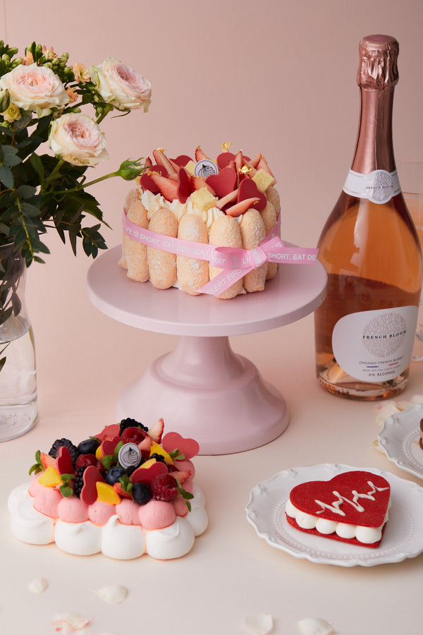 Valentine's Day Love Package (1 Cake + 2 Cookies + 1 French Bloom Bottle)